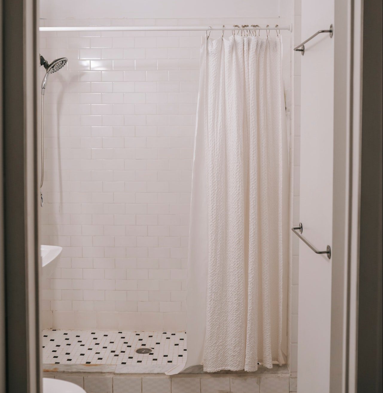smart glass for showers